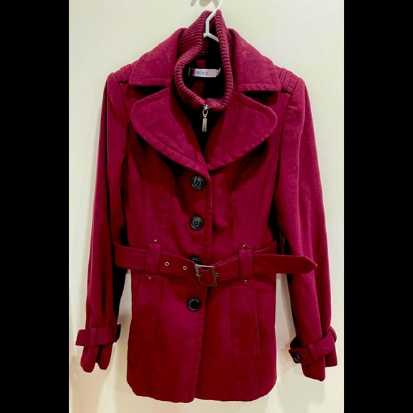 Ricki’s Winter Coat - Picture 1 of 2